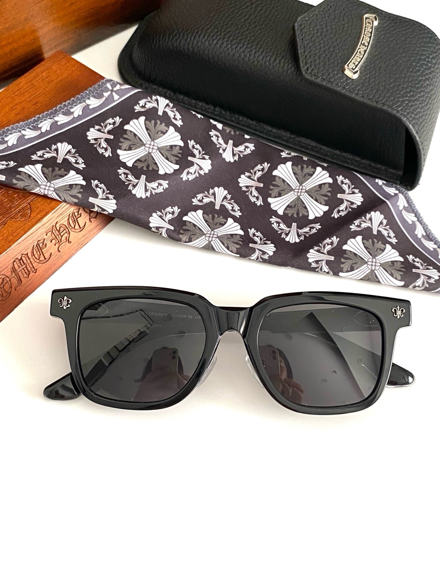 크롬하츠 선글라스