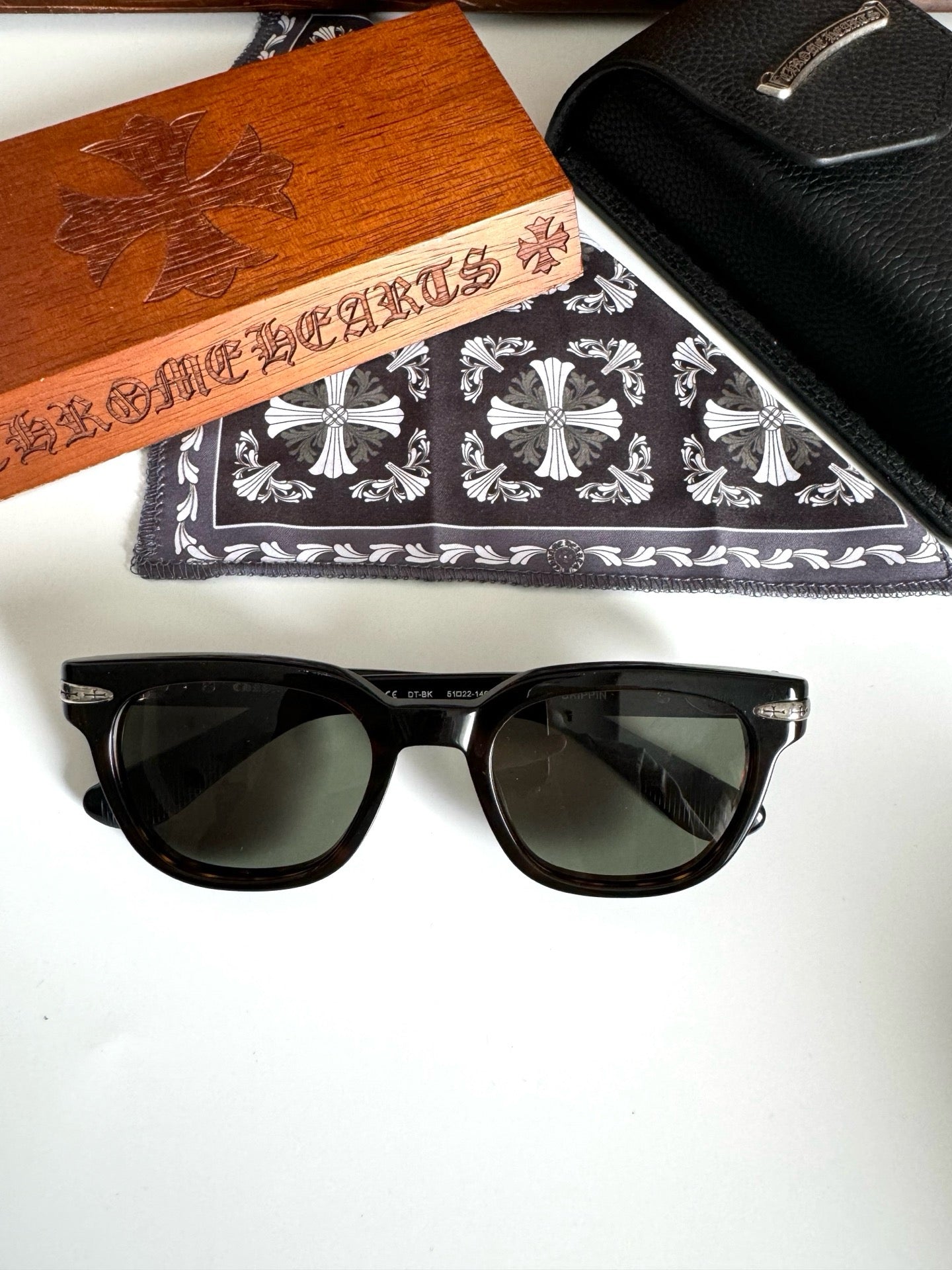 크롬하츠 드리핀 선글라스