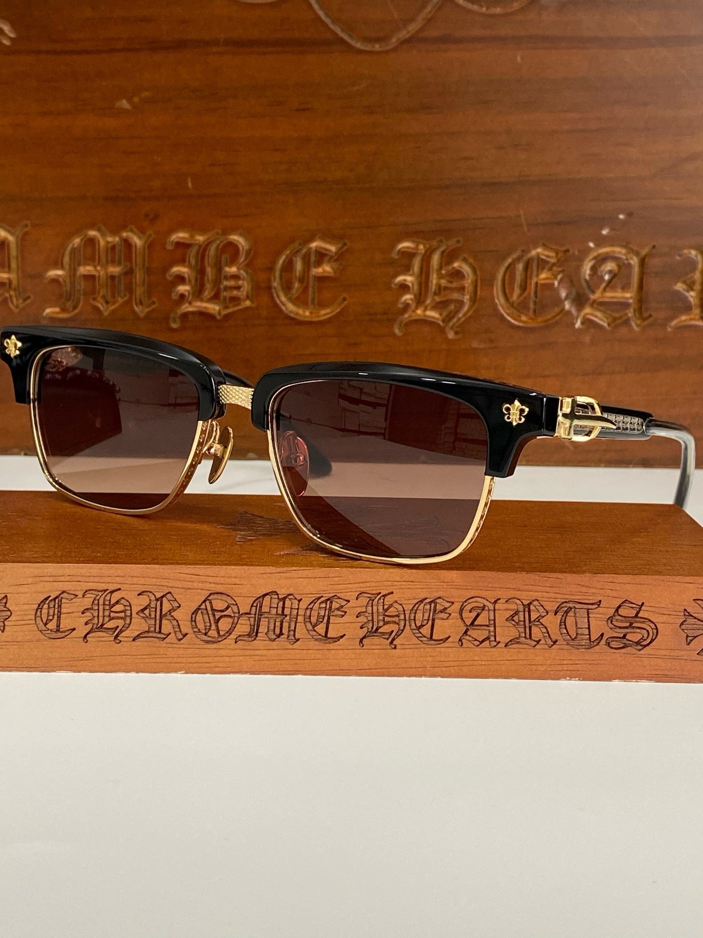 크롬하츠 선글라스