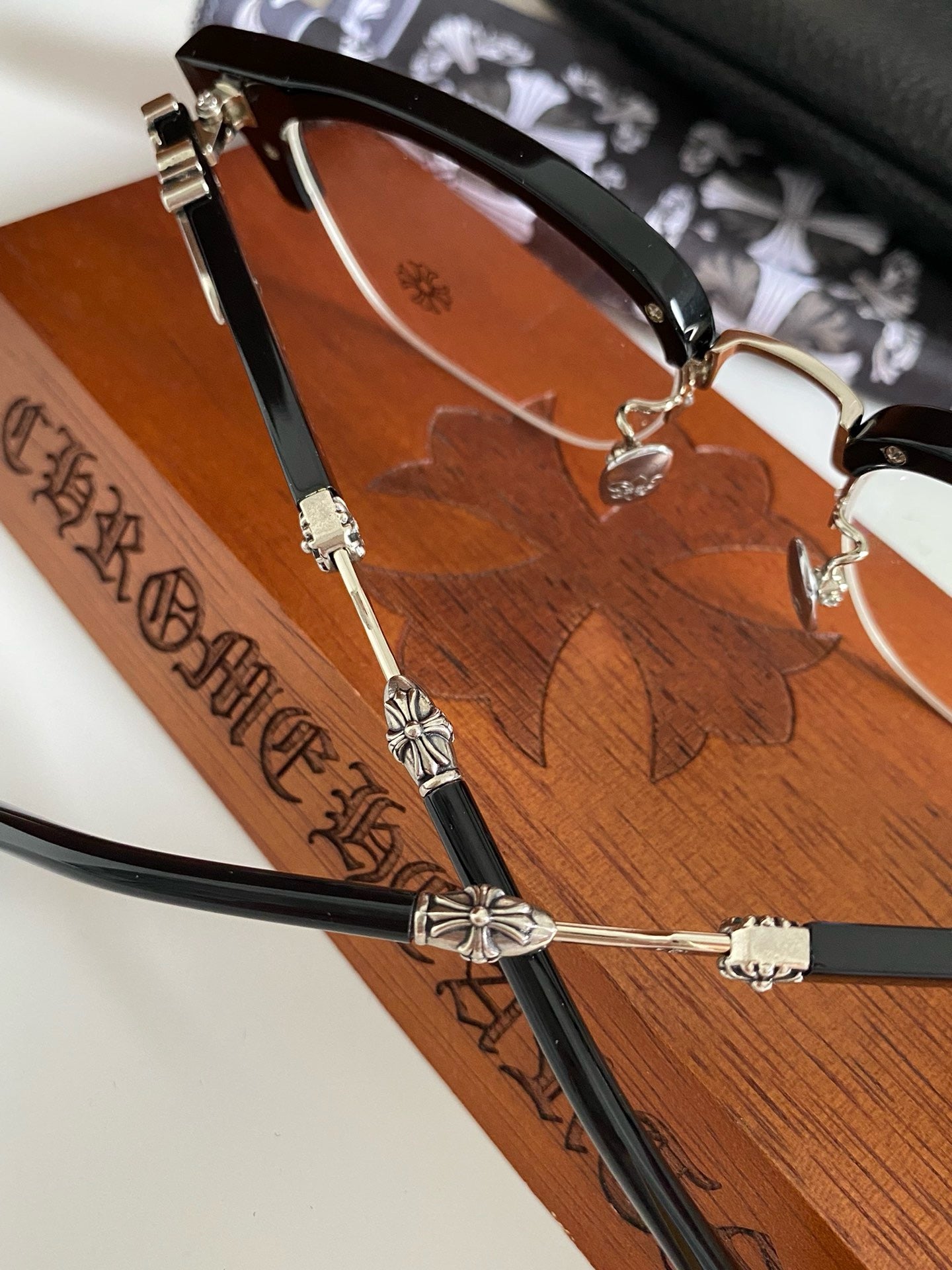 크롬하츠 에바질리스트