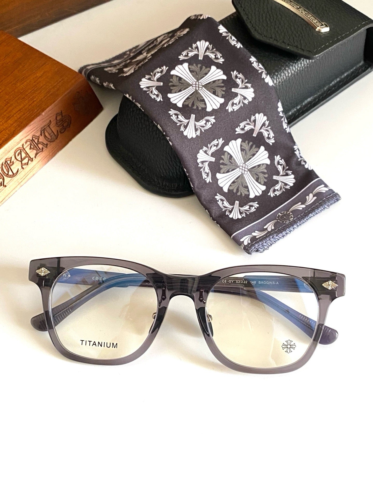 크롬하츠 배긴스