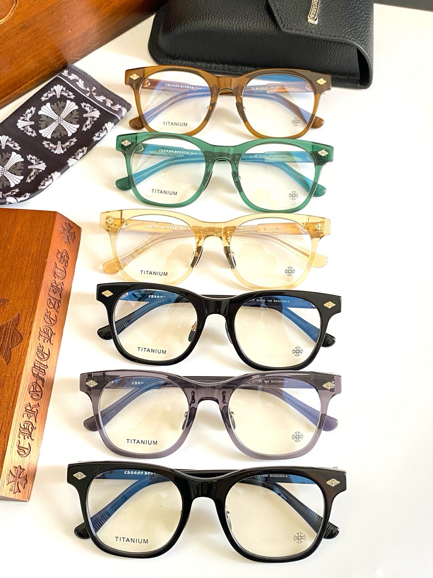 크롬하츠 배긴스