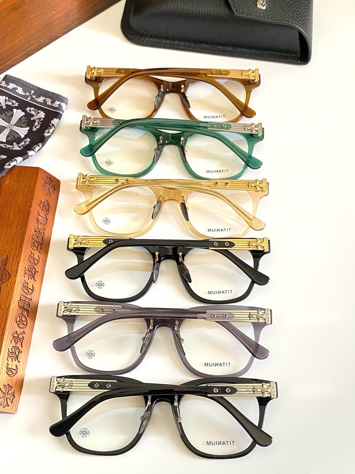 크롬하츠 배긴스