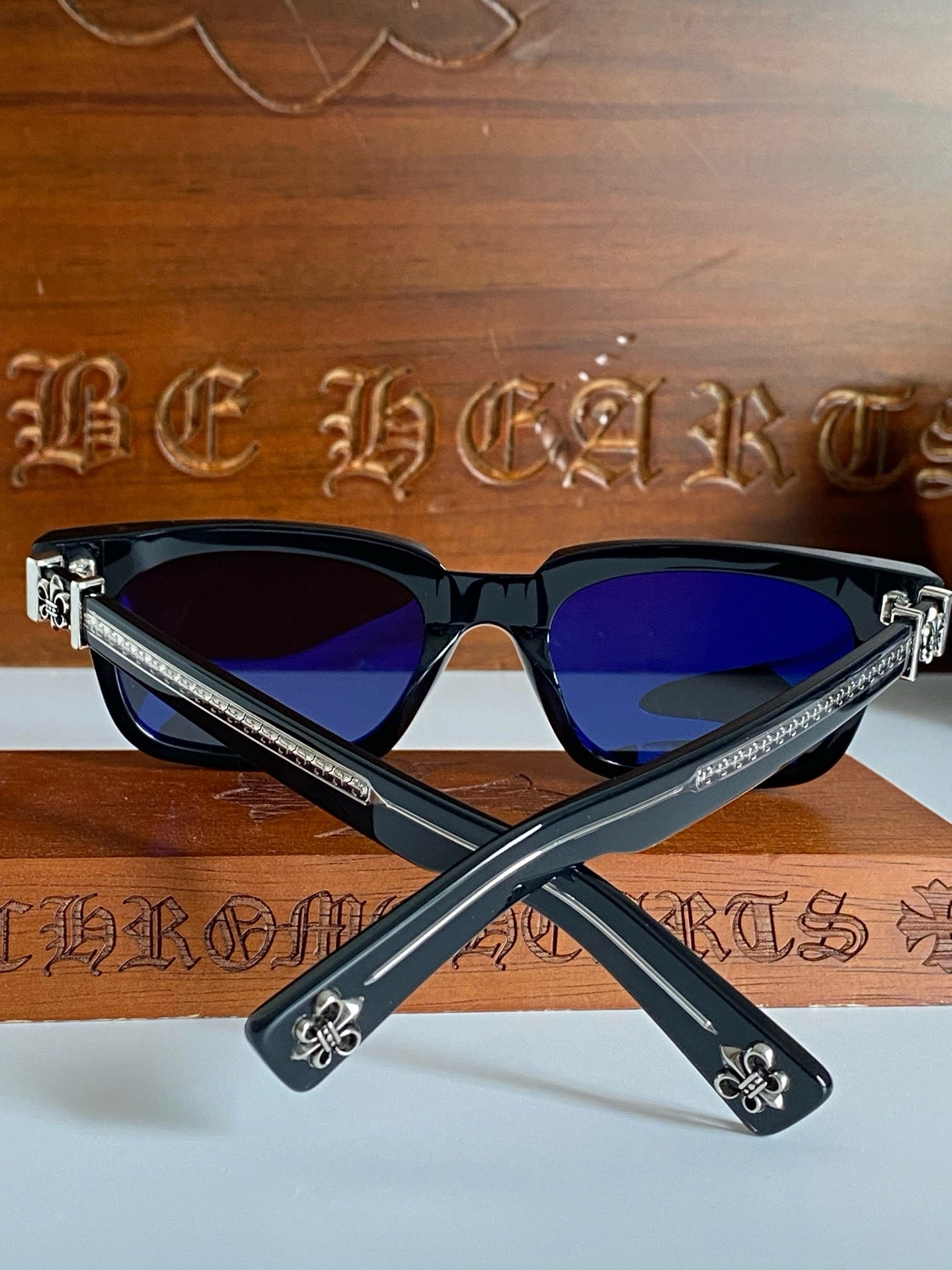 크롬하츠 씨유인티 선글라스