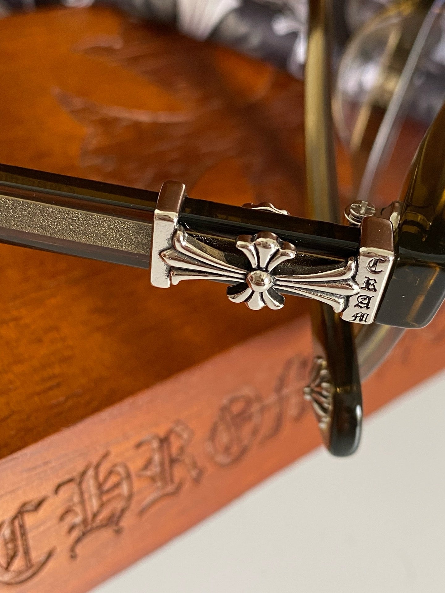 크롬하츠 콕스 어커