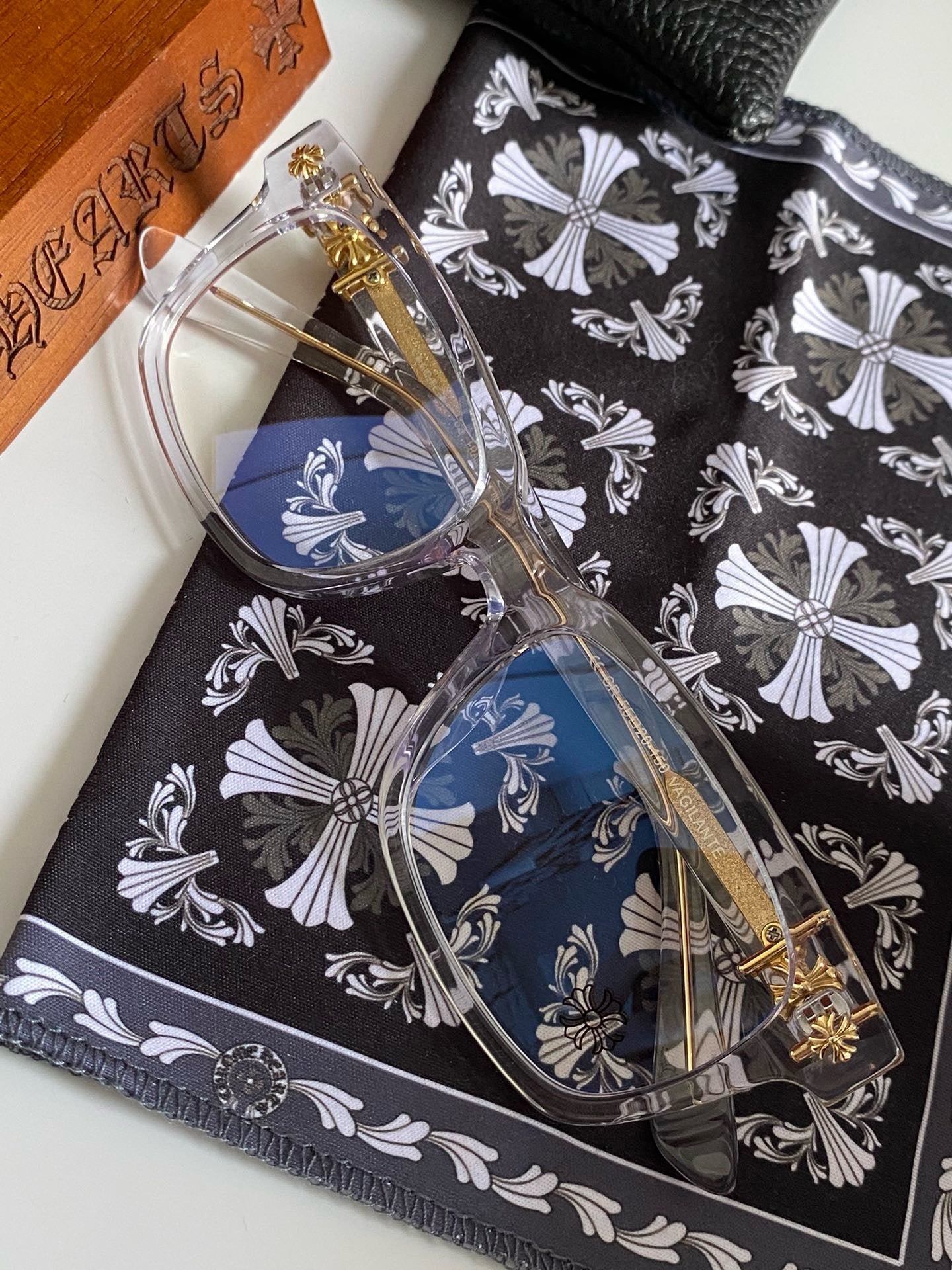 크롬하츠 바질란테