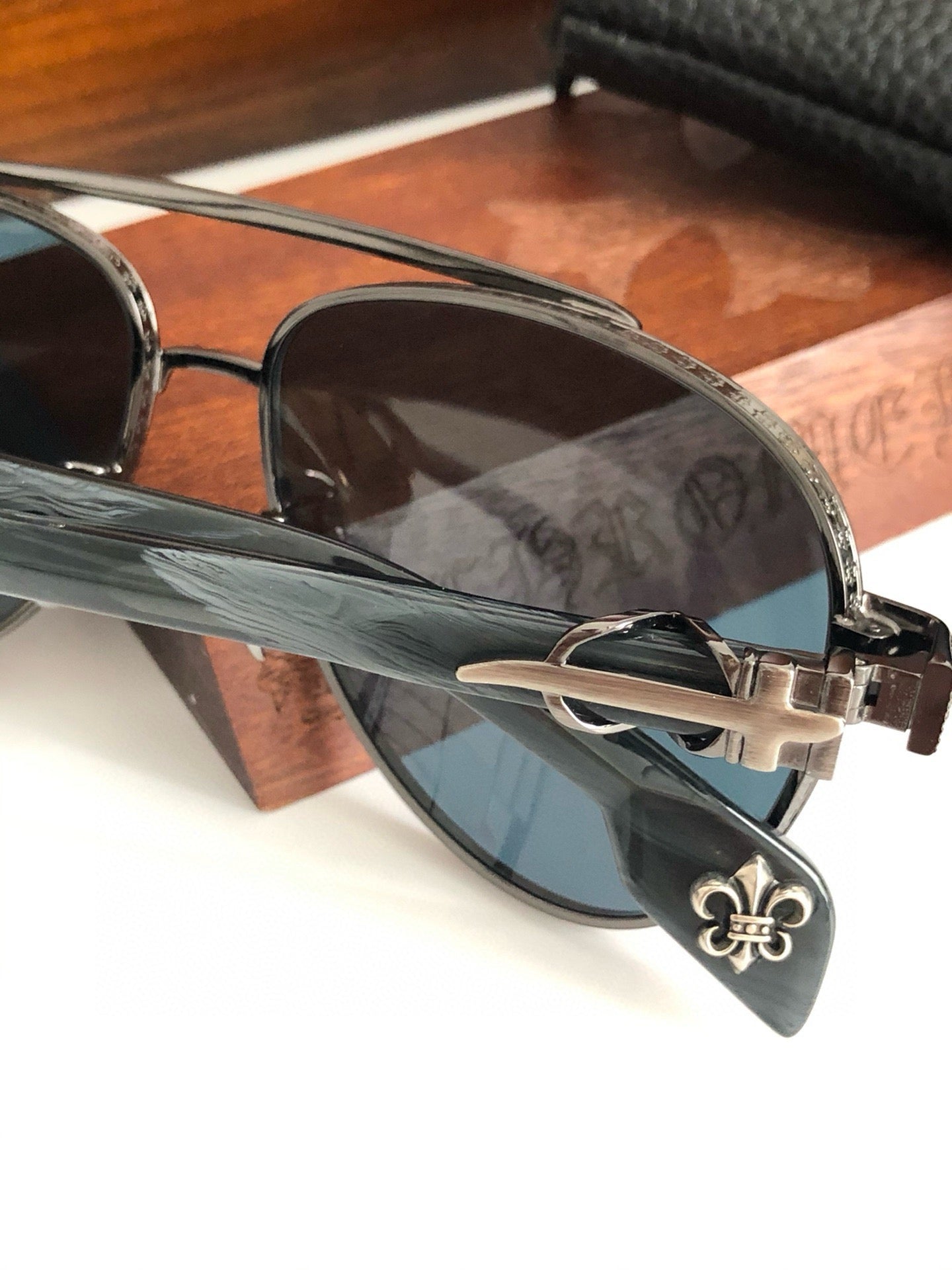 크롬하츠 선글라스