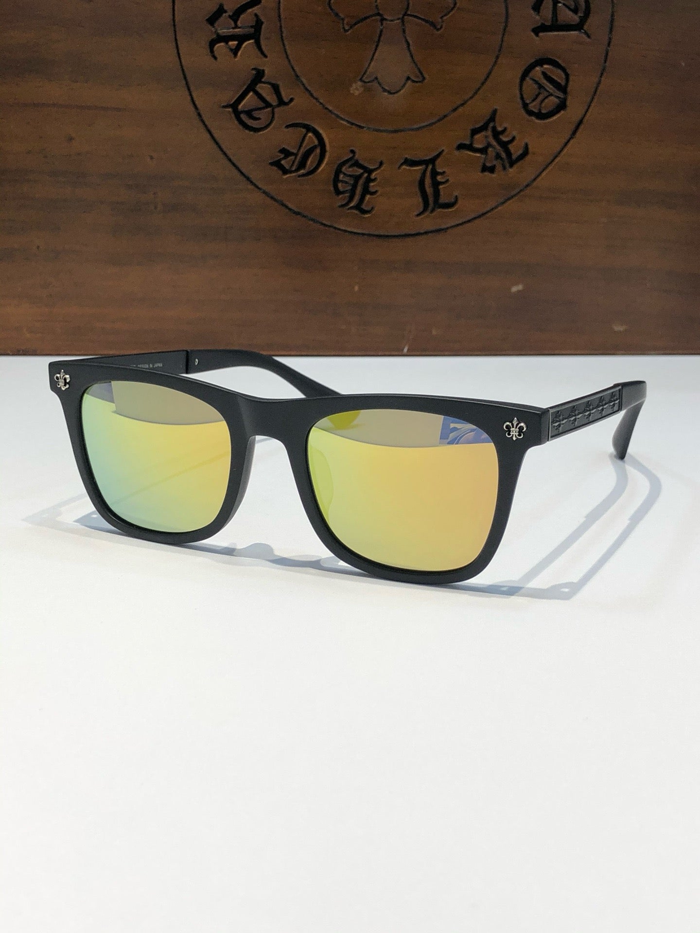 크롬하츠 플럼 선글라스