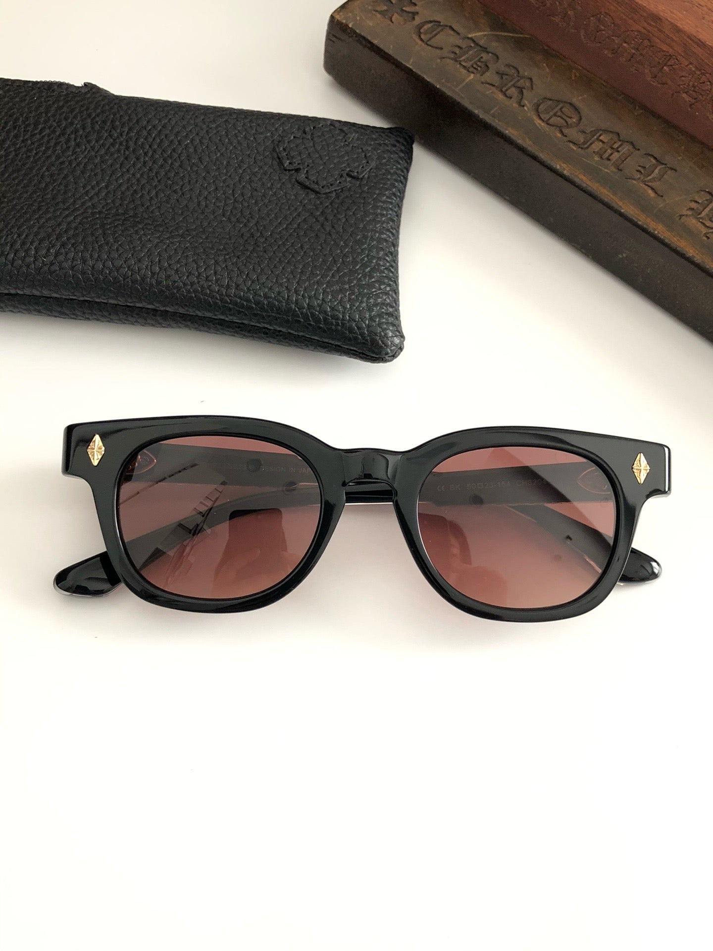 크롬하츠 선글라스