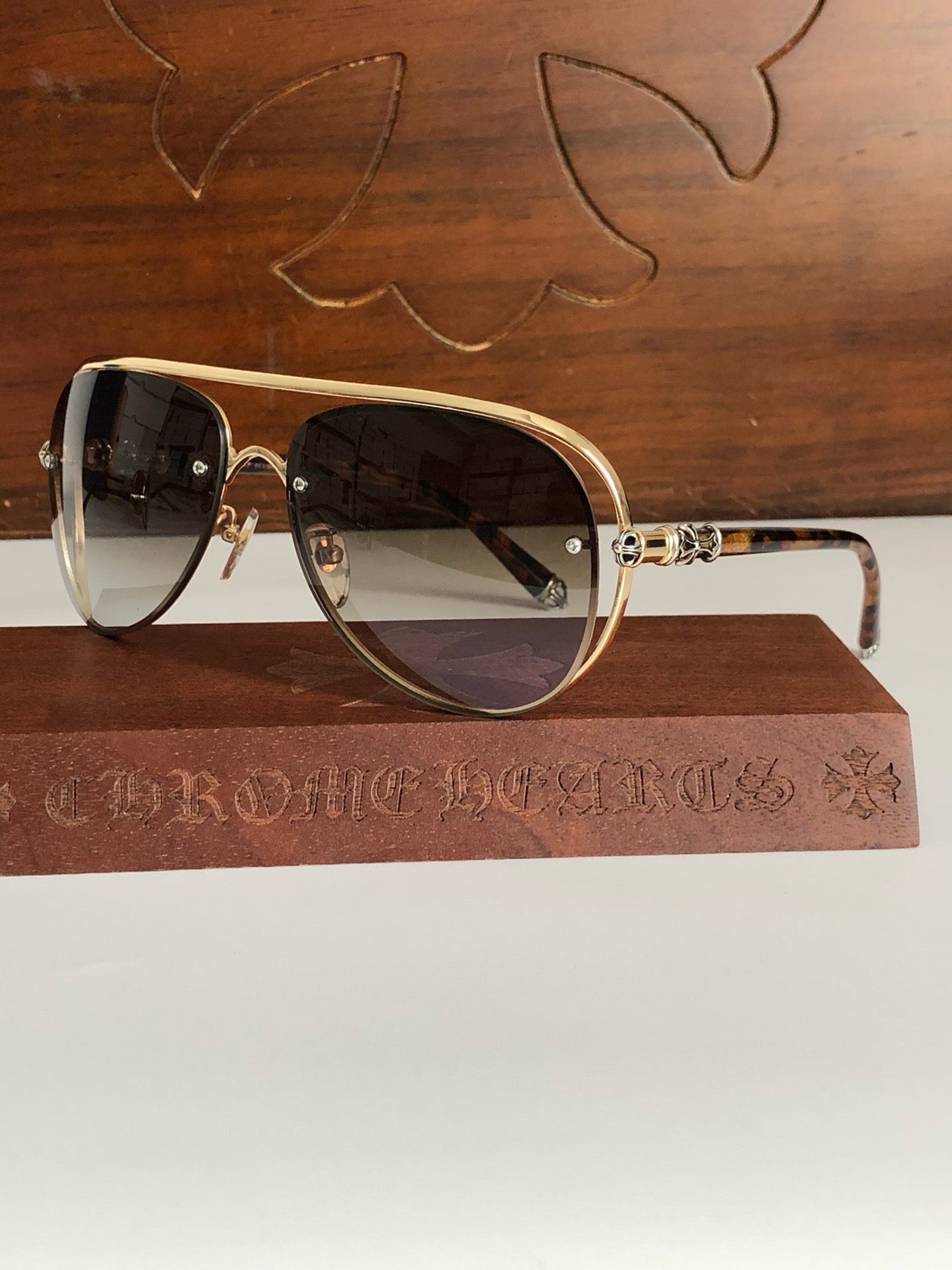 크롬하츠 콕스 어커 선글라스