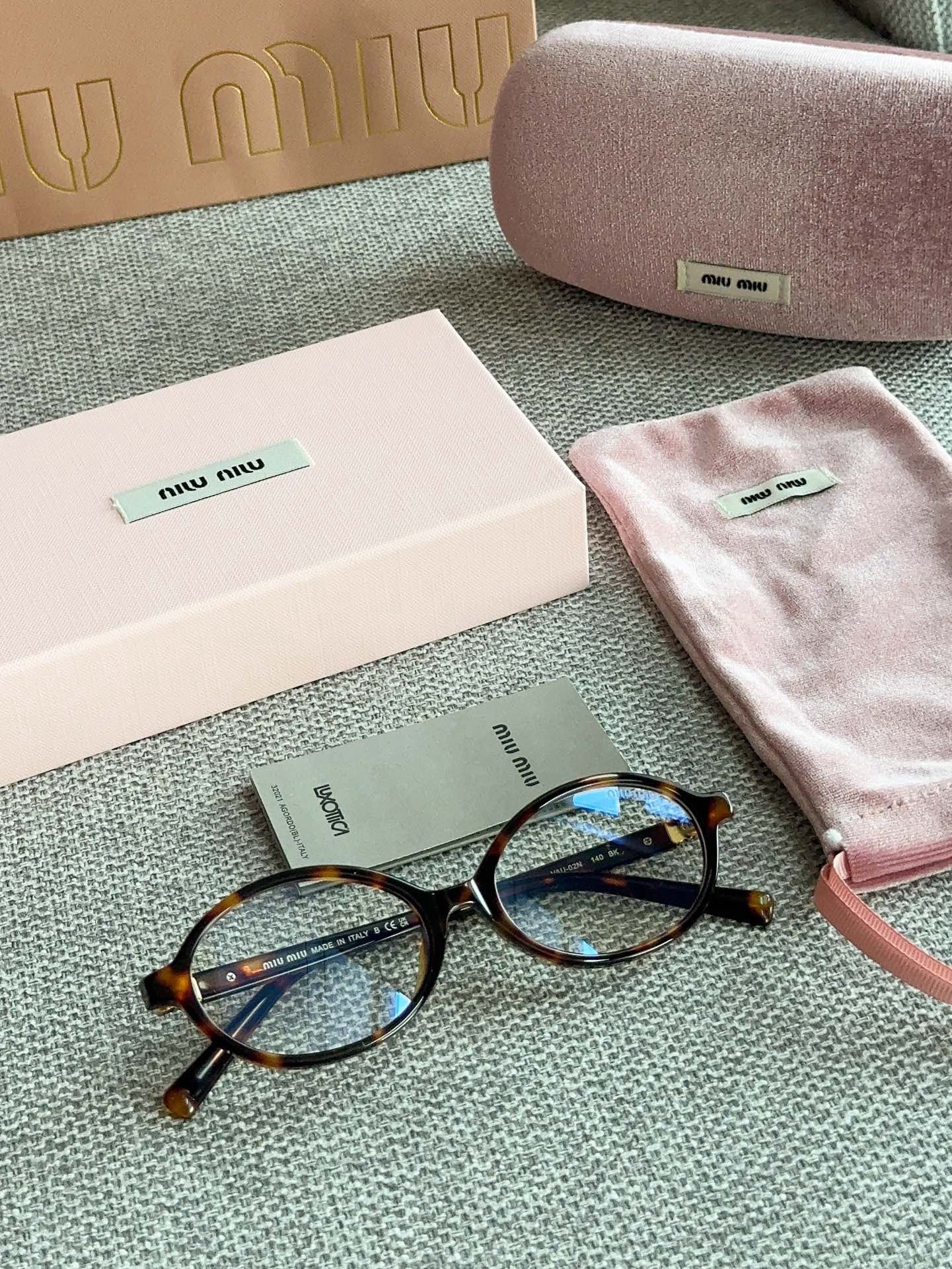 미우미우 안경 SMU04Z