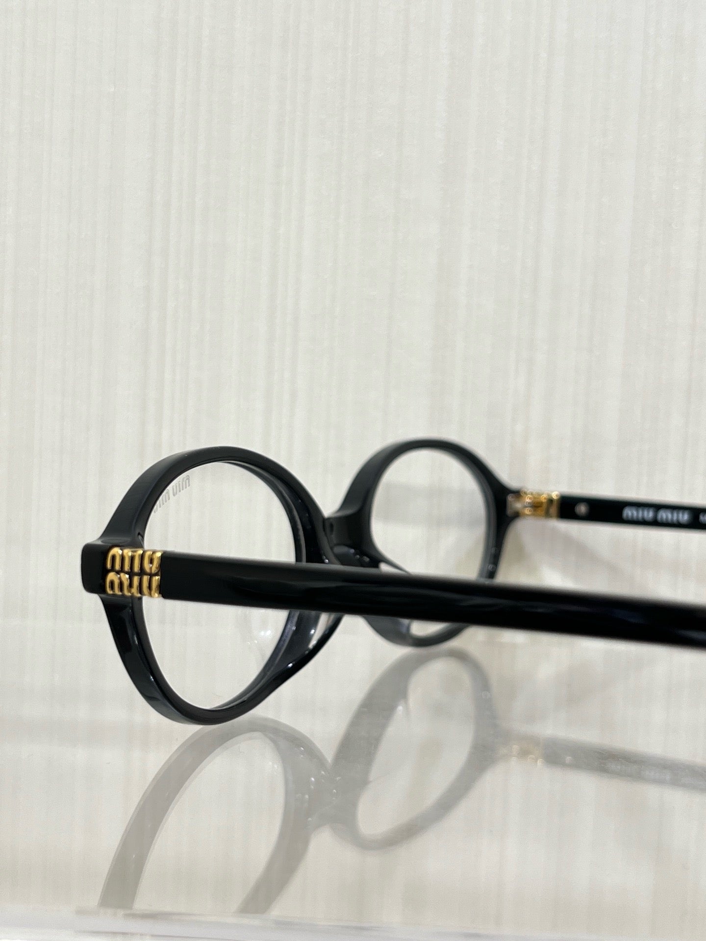 미우미우 안경 MU01XV