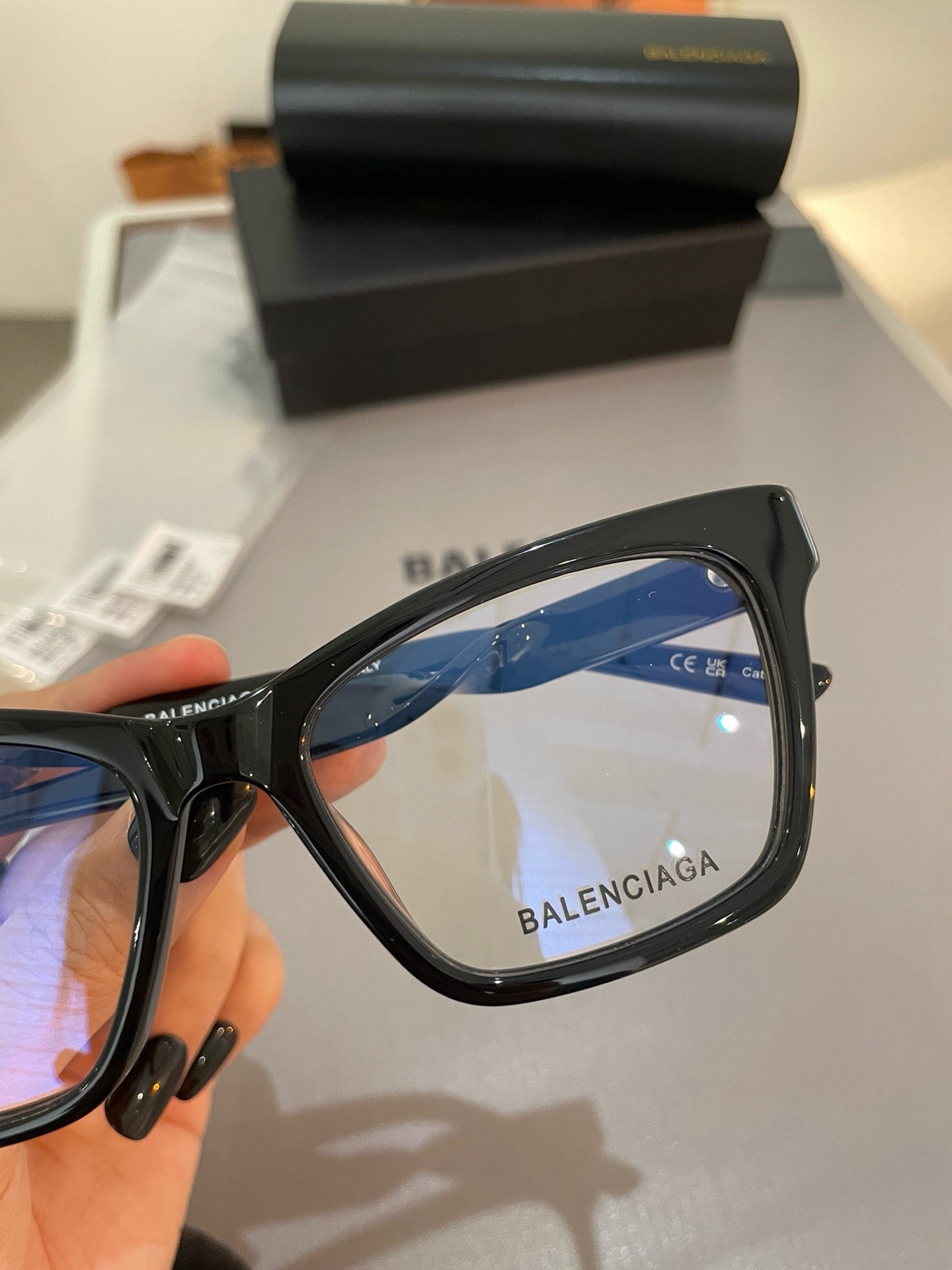 발렌시아가 안경 BB0210O