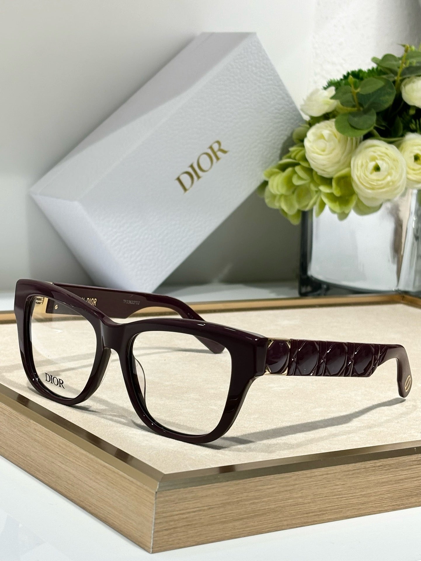디올 안경