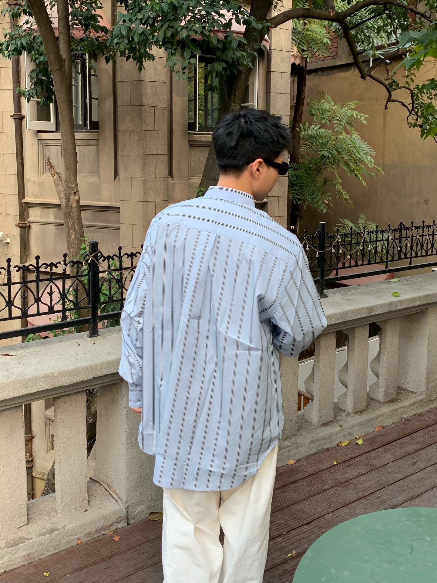 디올 로고 디테일 스트라이프 코튼 셔츠