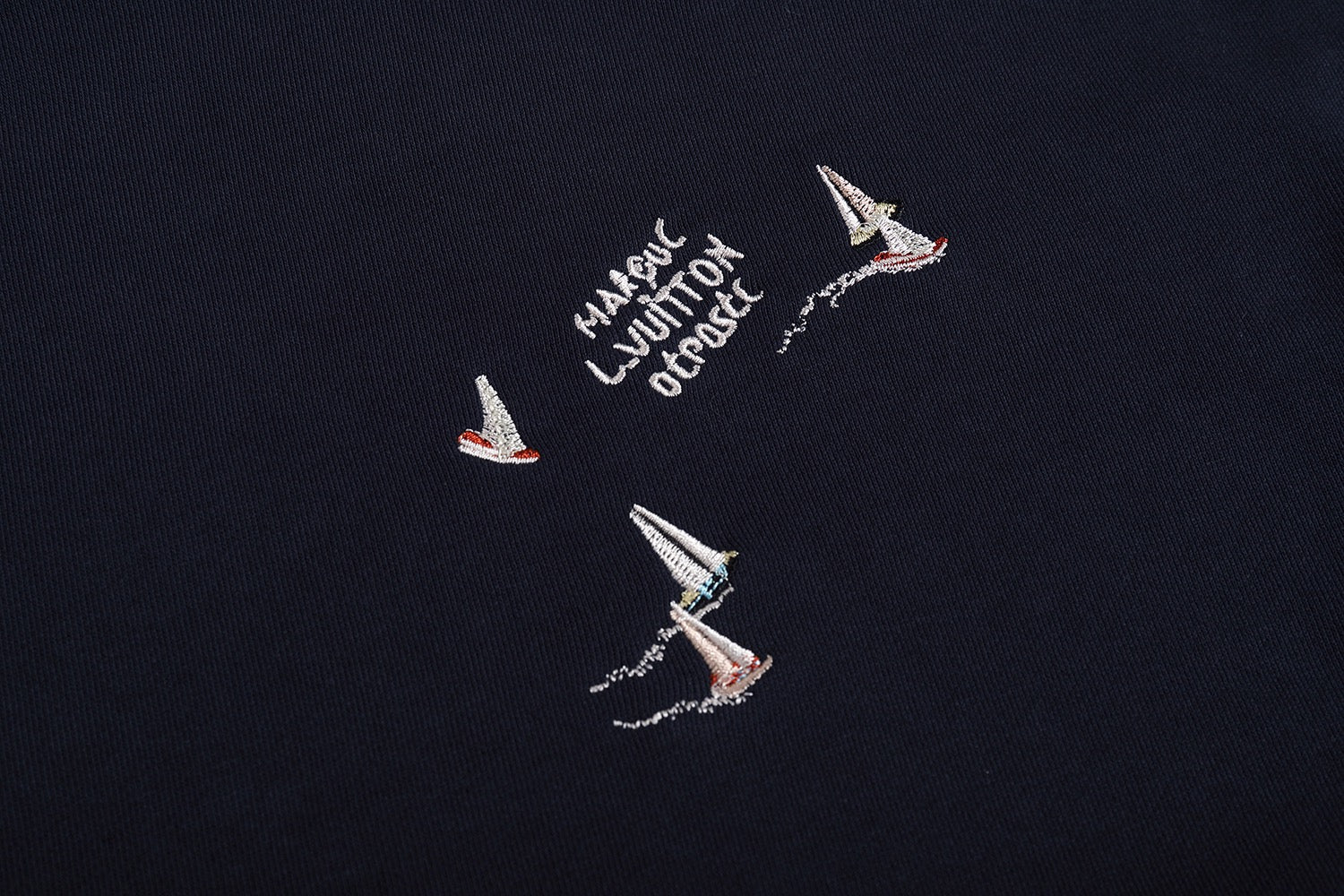 루이비통 엠브로이더드 시그니처 후디