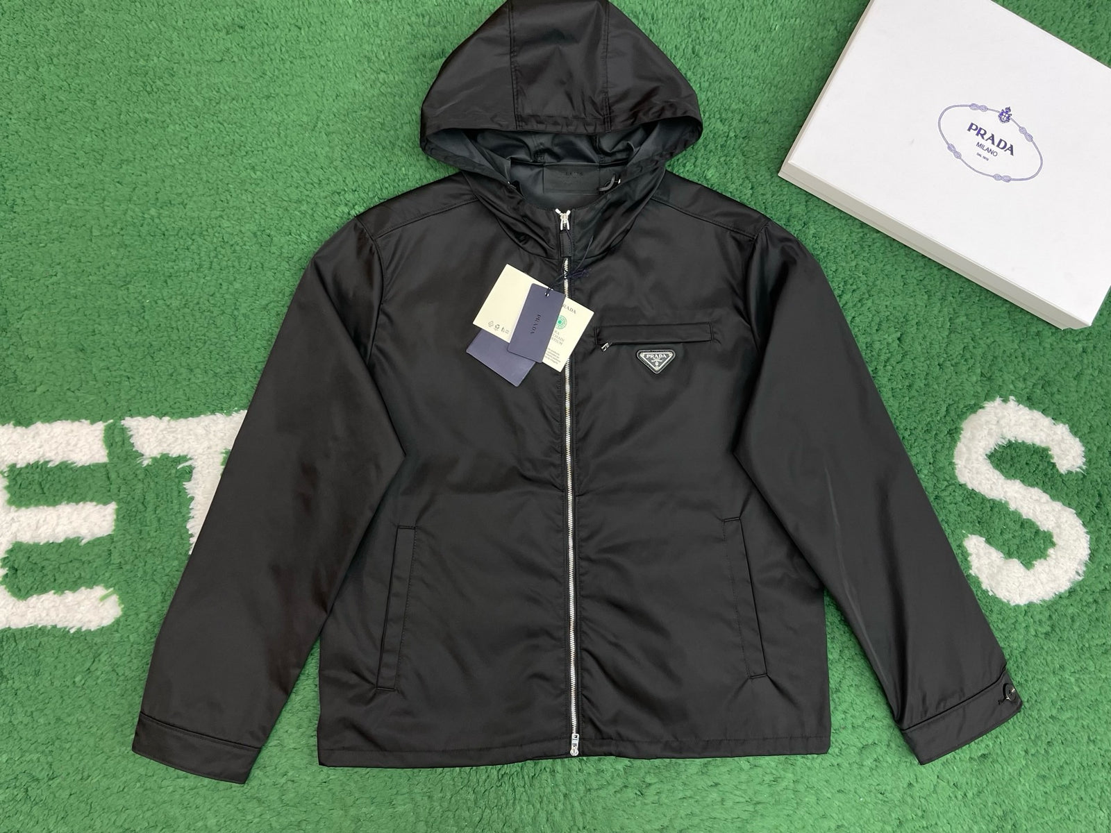 프라다 리나일론 후드 블루종 자켓