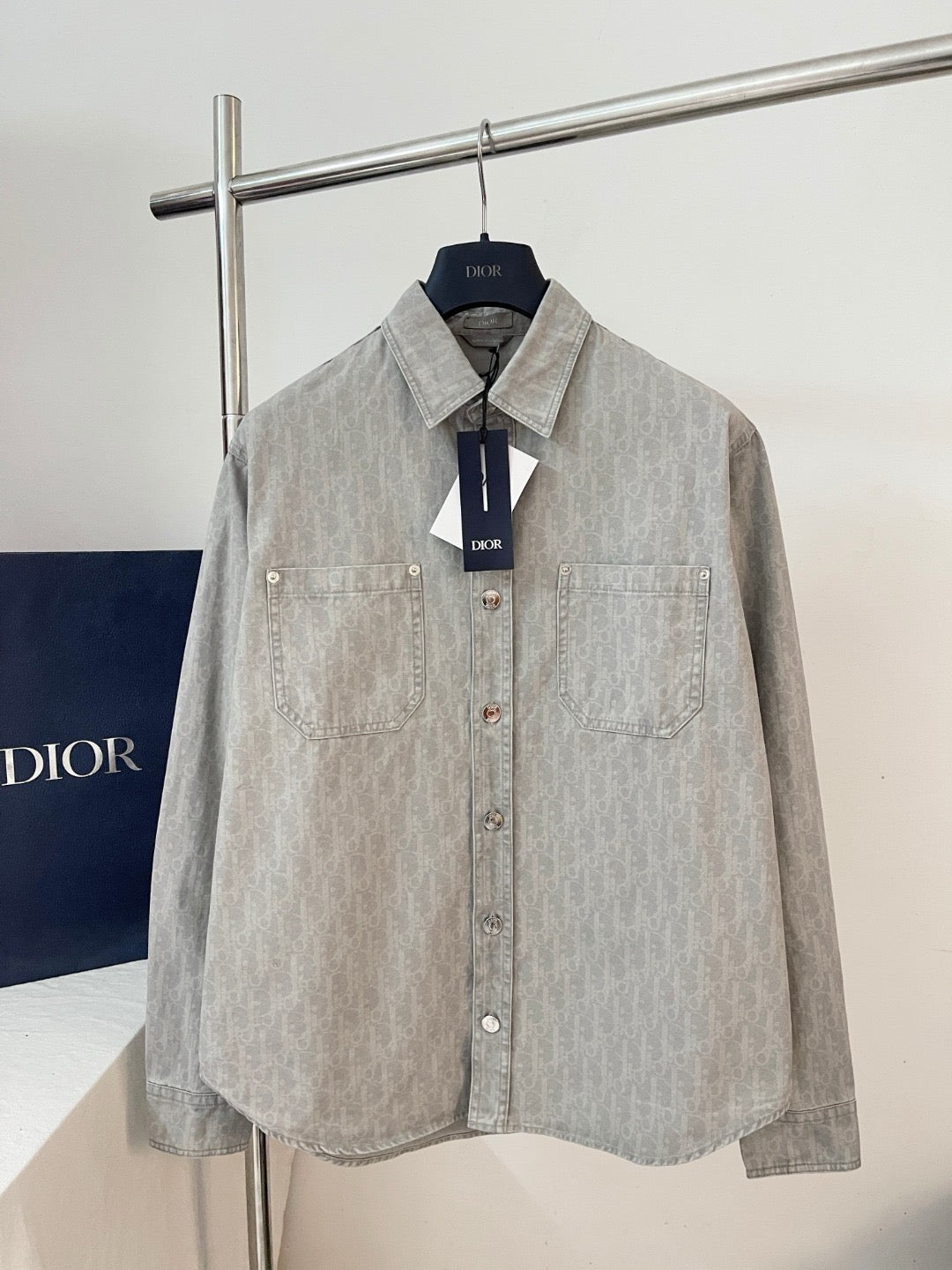 디올 셔츠