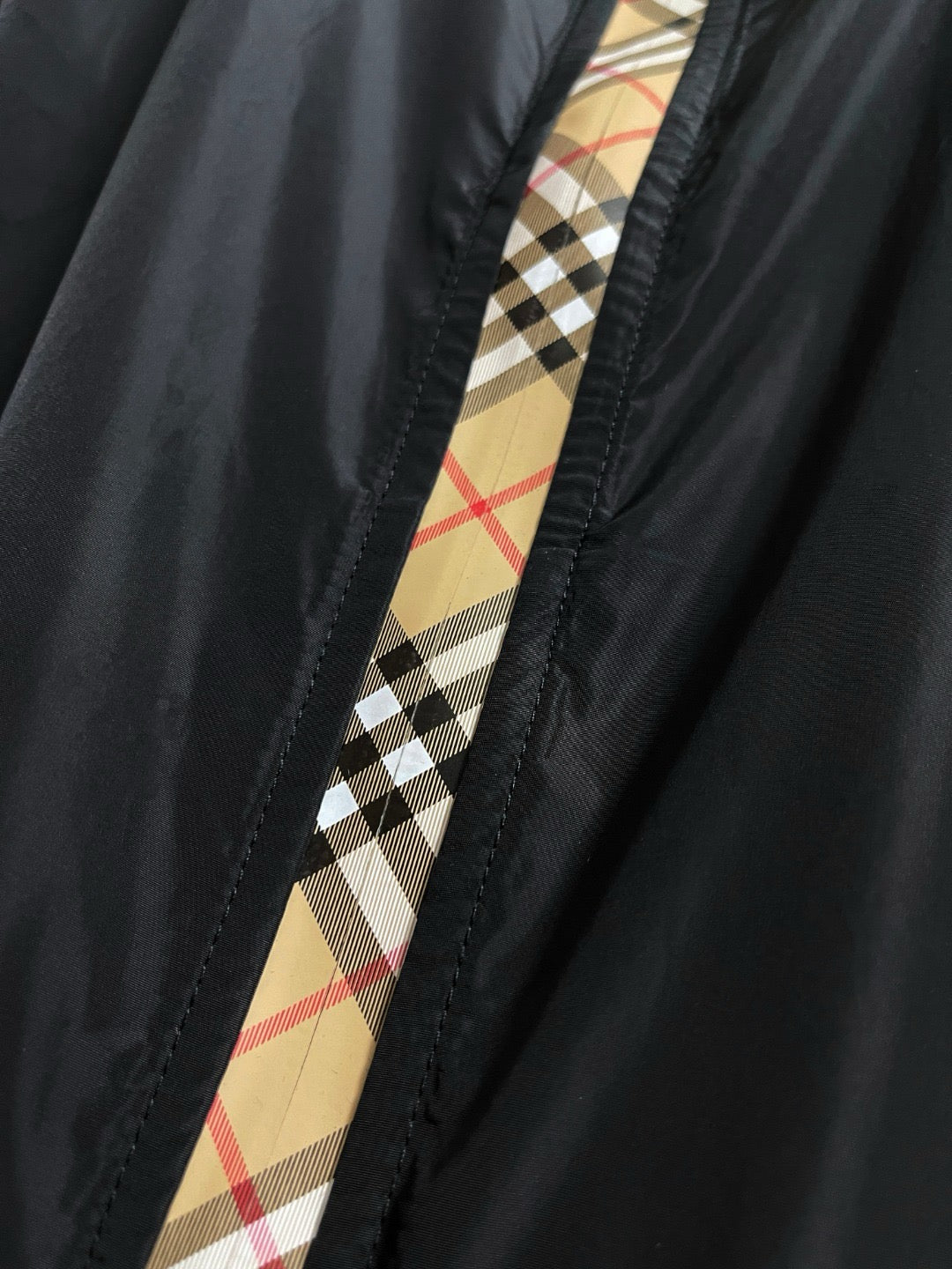 버버리 체커 테이프 나일론 후드 자켓