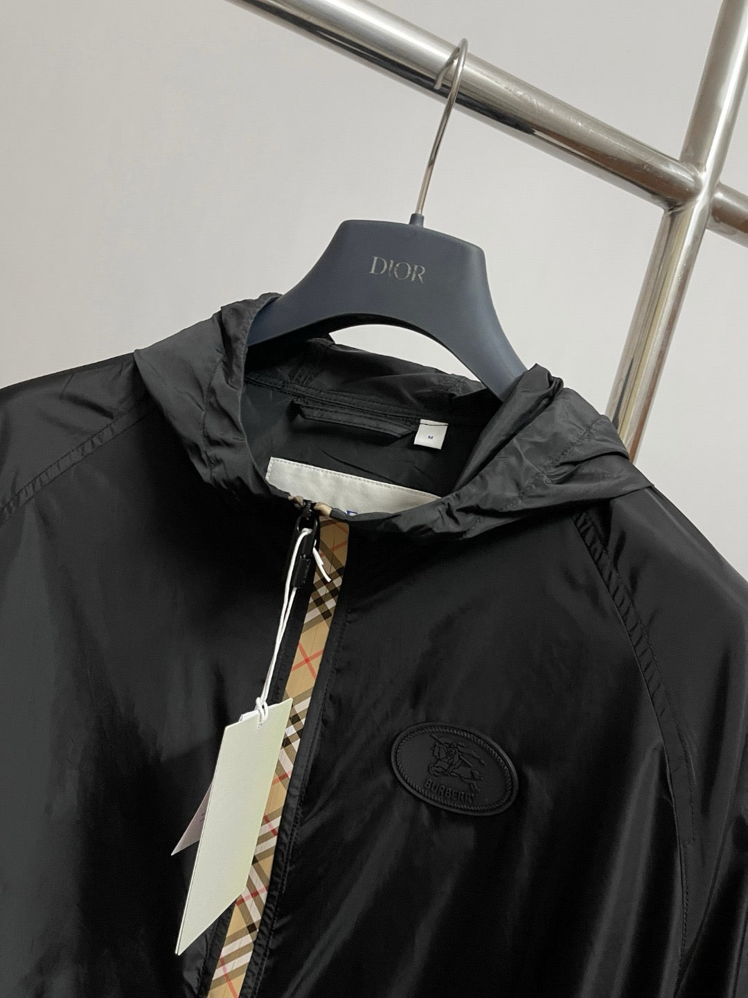 버버리 체커 테이프 나일론 후드 자켓
