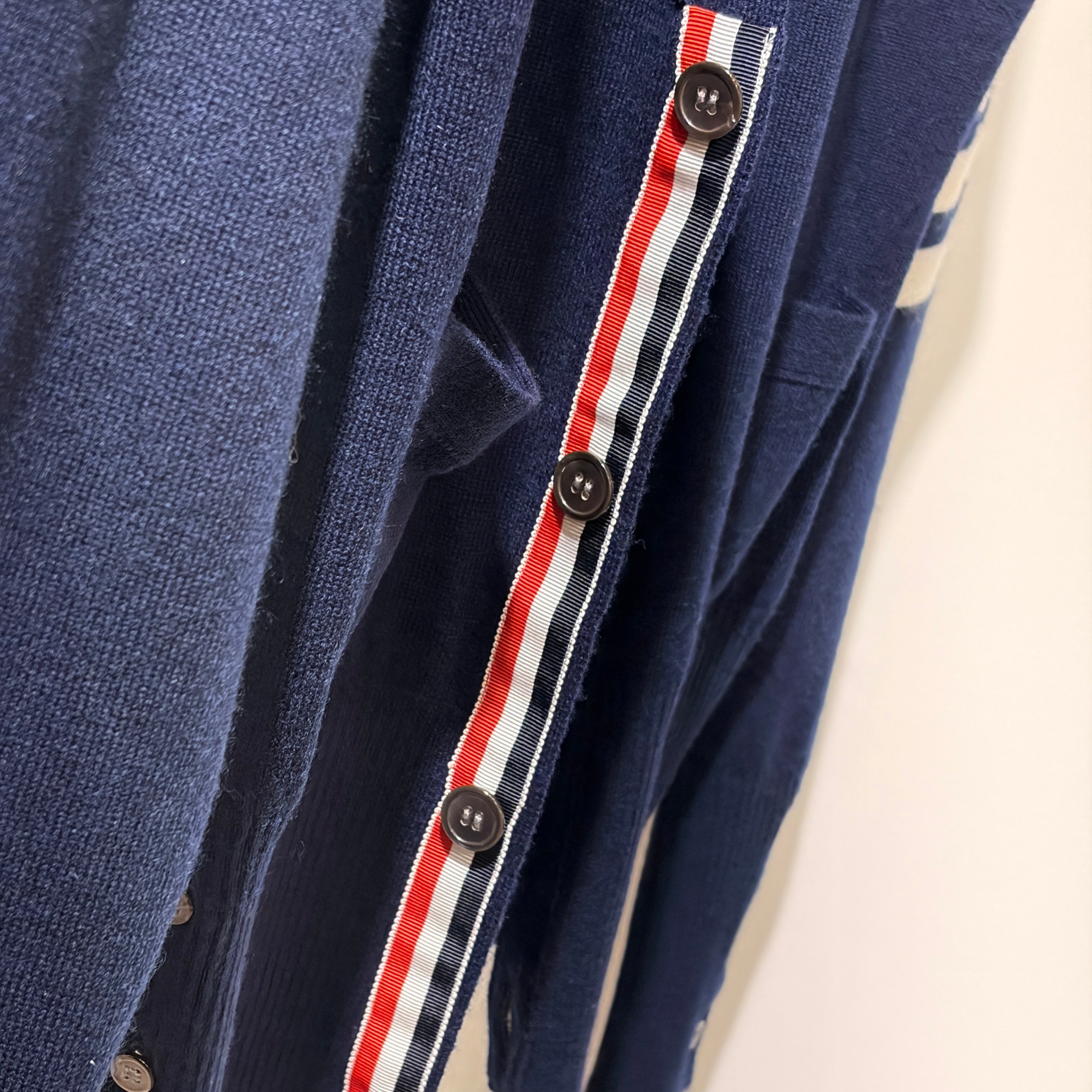 1% 톰브라운 캐시미어 가디건