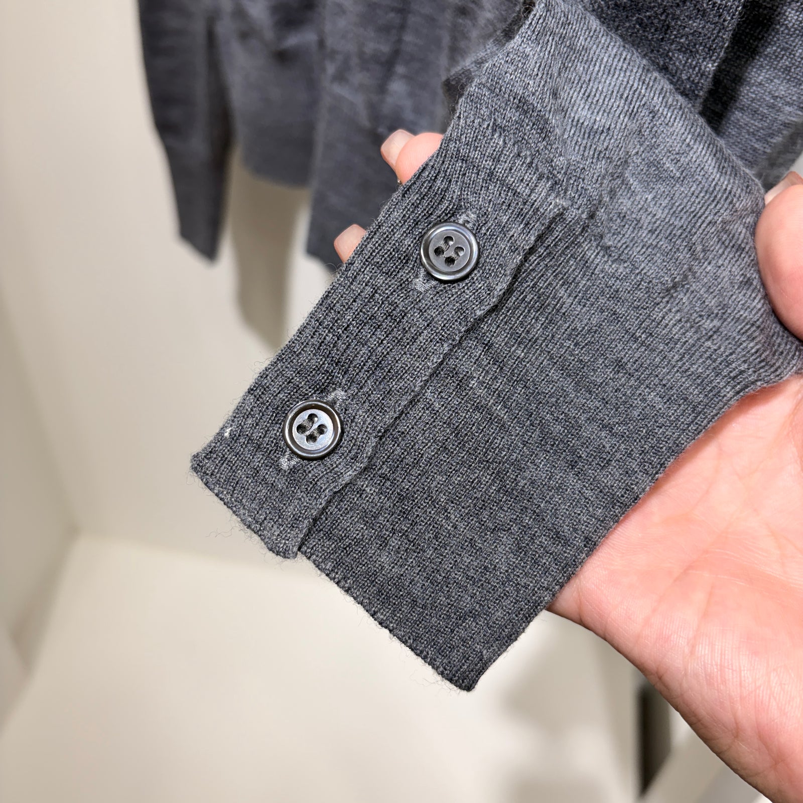 1% 톰브라운 메리노울 가디건 (여성용)