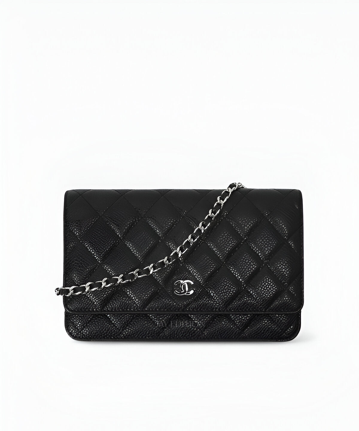 샤넬 클래식 WOC 퀼팅 가죽 체인 월렛백 더블 C 로고 디테일