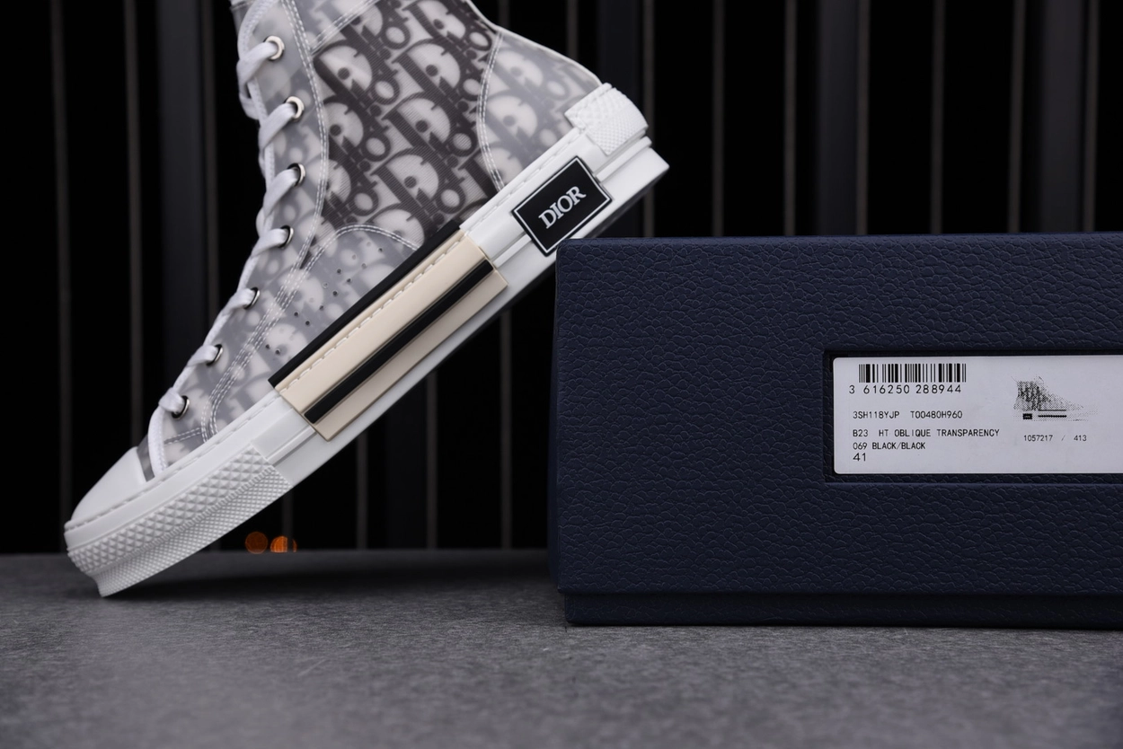 디올 B23 하이탑 스니커즈