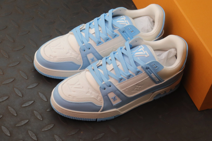 루이비통 LV 트레이너 스니커즈