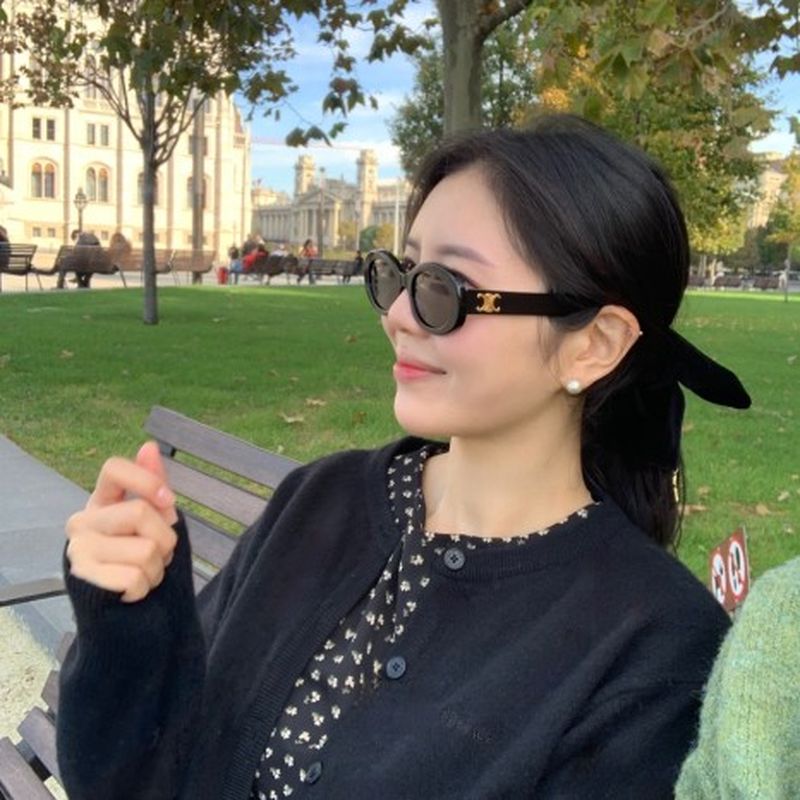 셀린느 선글라스 CL40194U (트리오페 01 오벌)