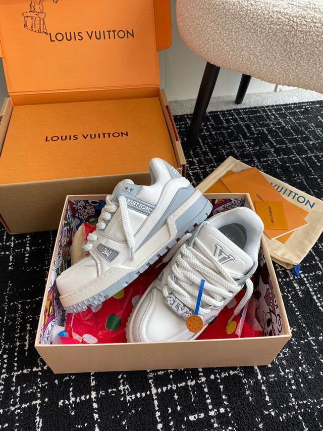 루이비통 LV 트레이너 맥시 스니커즈