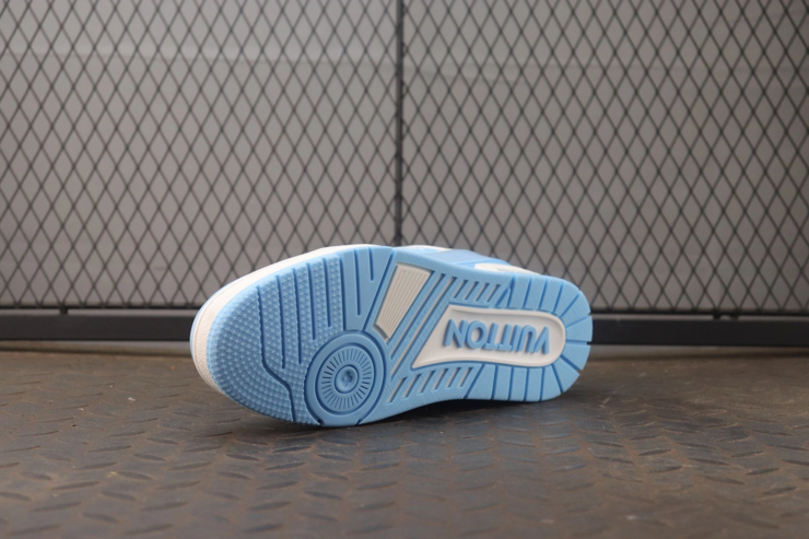 루이비통 LV 트레이너 스니커즈