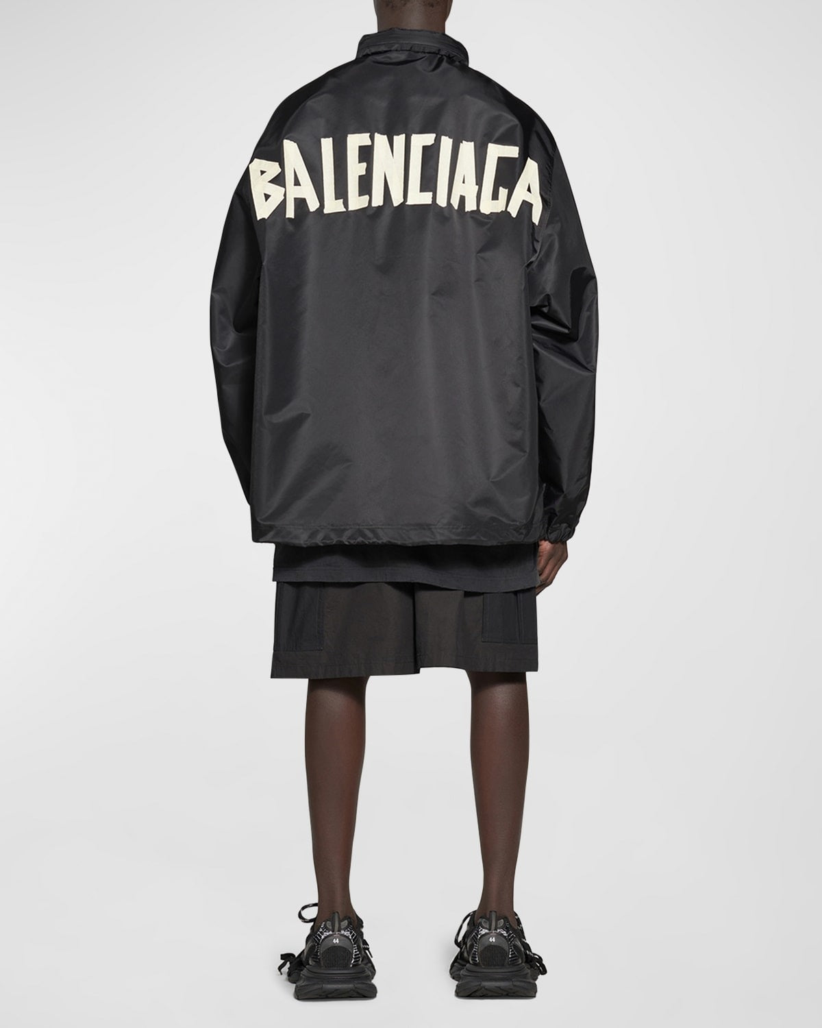 발렌시아가 테이프 타입 윈드브레이커