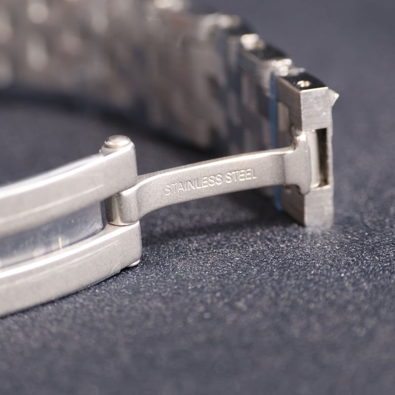 까르띠에 팬더 스몰 스틸브레이슬릿