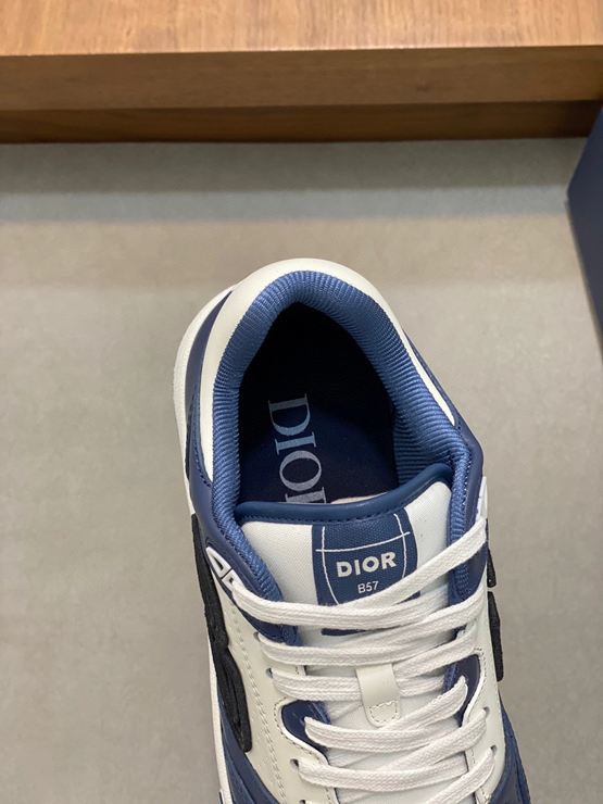 디올 B57 로우탑 스니커즈