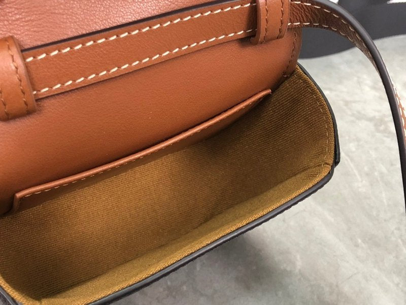 셀린느 트리오페 미니백