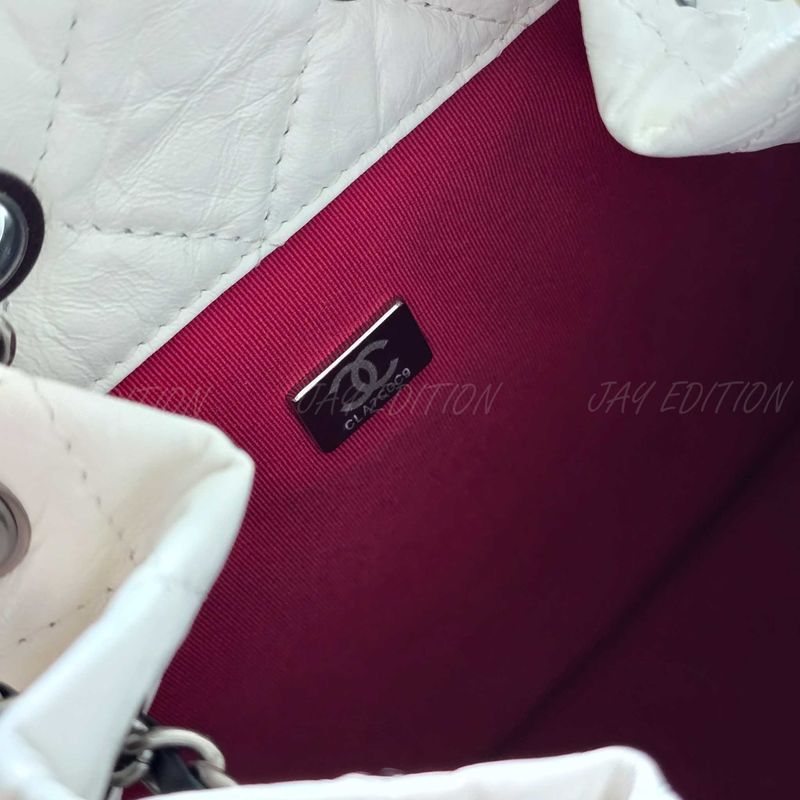 샤넬 가브리엘 백팩 스몰 (화이트)