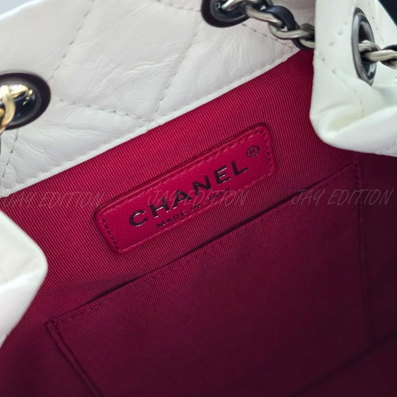 샤넬 가브리엘 백팩 스몰 (화이트)