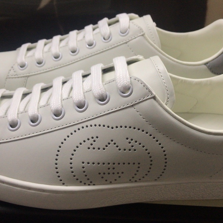 구찌 로고 스니커즈