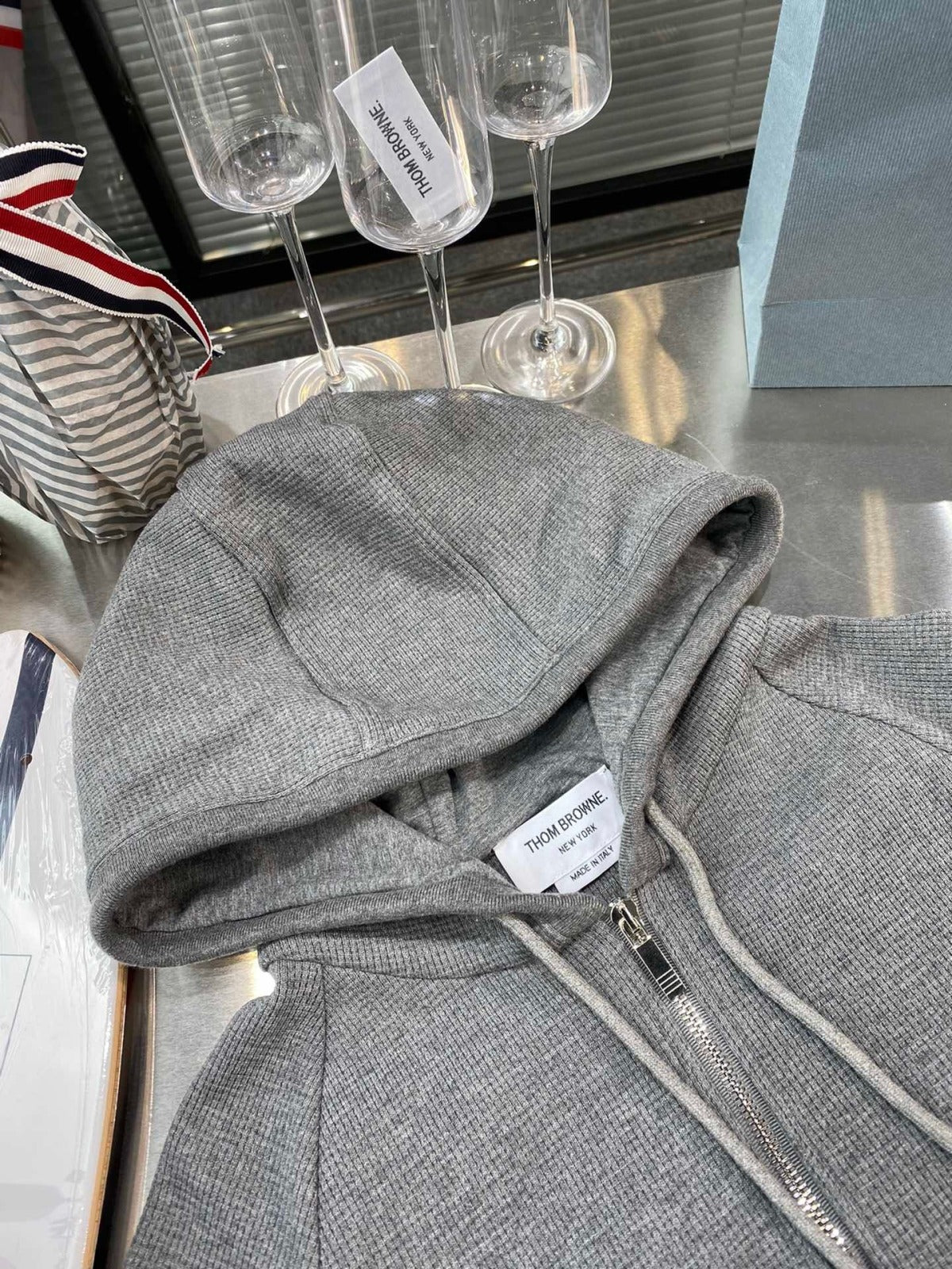 톰브라운 와플 후드집업