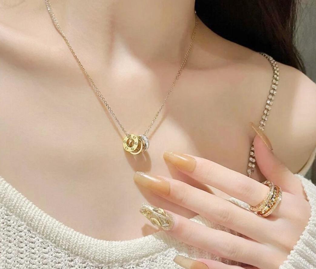 까르띠에 러브 다이아 6P 펜던트 네크리스