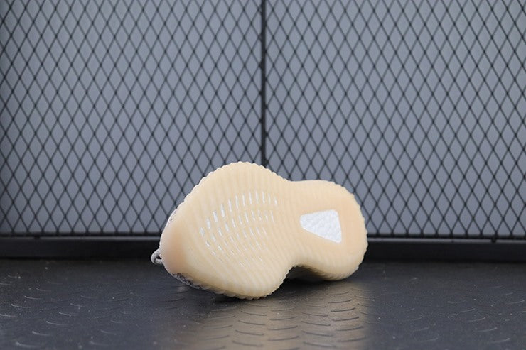 YEEZY 350 V2 신스 논 리플렉티브