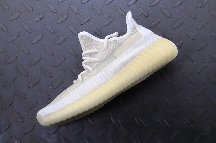 YEEZY 350 V2 네추럴