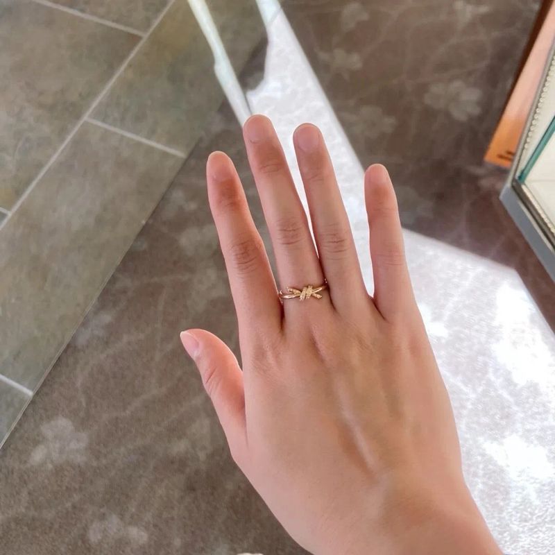 티파니 노트 파베 링