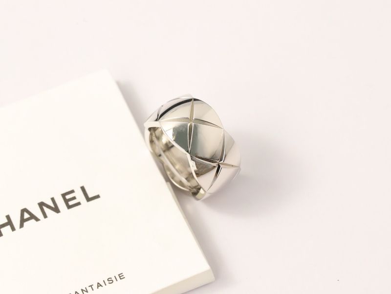 샤넬 코코크러쉬 링 - 라지
