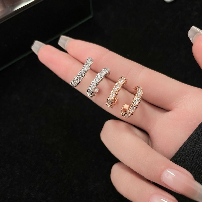 불가리 세르펜티 바이퍼 파베 이어링