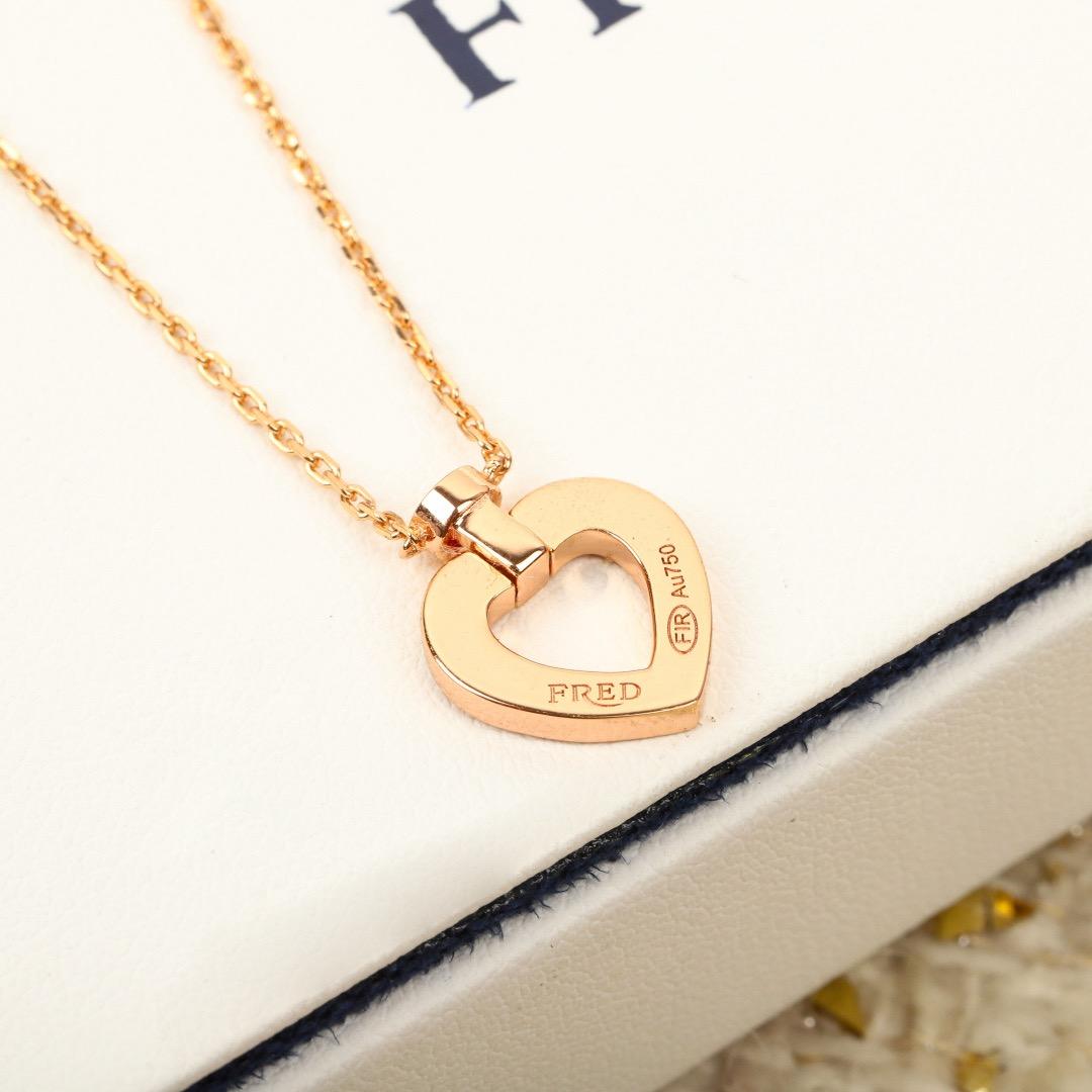 프레드 우먼 네크리스