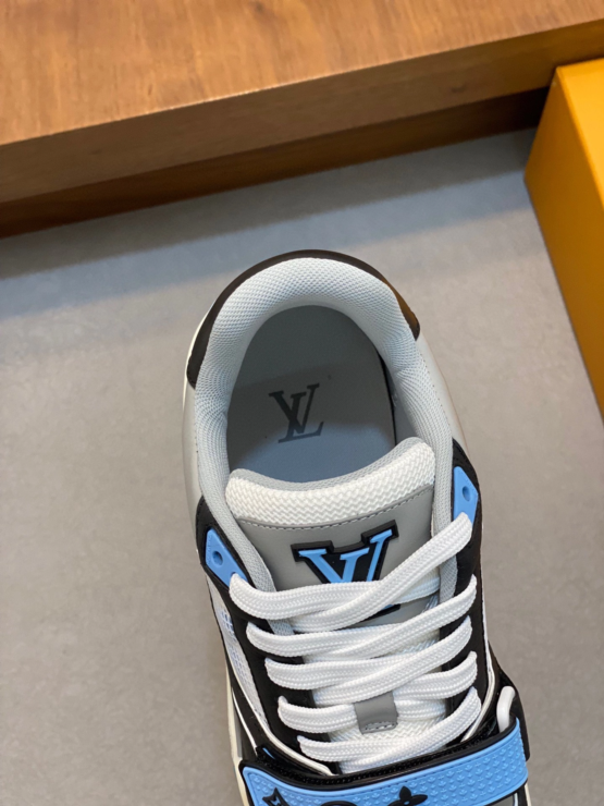 루이비통 LV 트레이너 벨크로 스니커즈