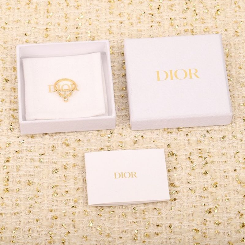 디올 반지