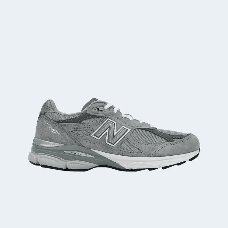 뉴발란스 990v3 메이드 인 USA 그레이 - D 스탠다드, 클래식한 그레이 컬러와 안정적인 쿠셔닝, 일상과 운동에 적합한 올타임 베스트셀러